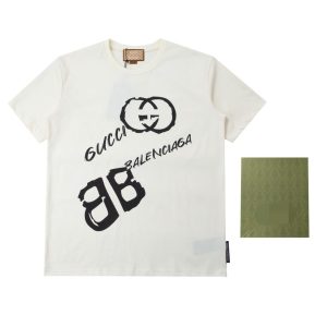 【Gucci 】(グッチ)半袖 男女兼用、ご好評に付き再入荷!2色Tシャツ