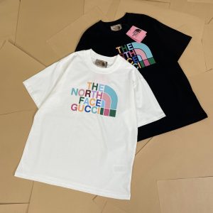 【Gucci 】(グッチ)半袖 男女兼用、ご好評に付き再入荷!Tシャツ