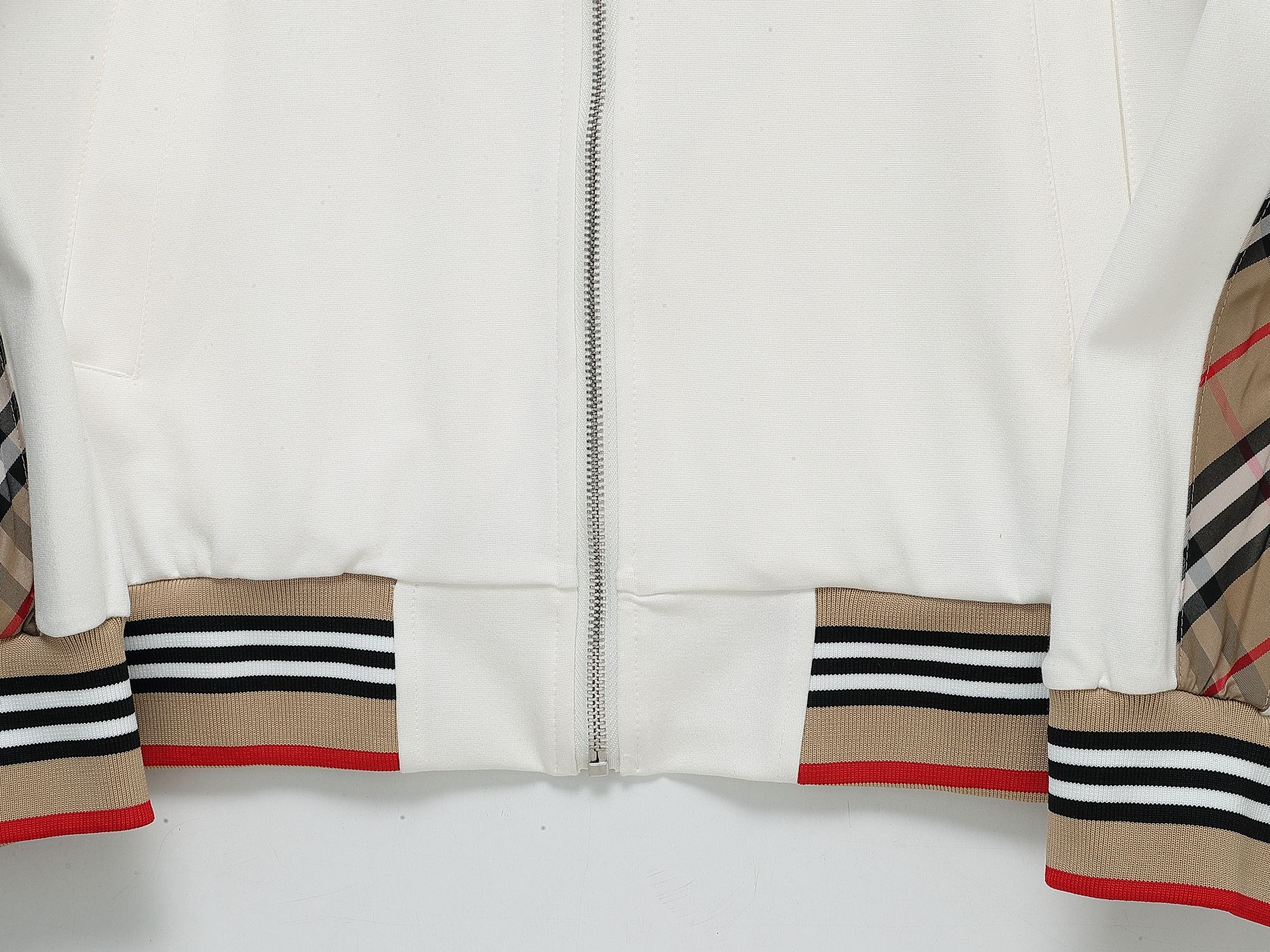 【BURBERRY公式旗艦店】ご好評に付き再入荷! - 画像 (15)