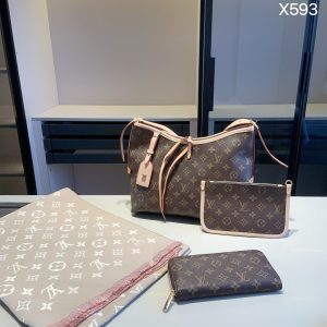 ルイヴィトン】☆Carryall 3点セットトートバッグ|取り外し可能な小バッグ付き♪どんなスタイルにもぴったり!