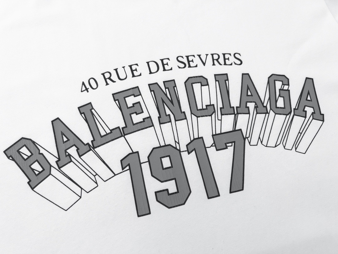 【BALENCIAGA】(バレンシアガ )半袖 男女兼用半袖Tシャツ - 画像 (5)
