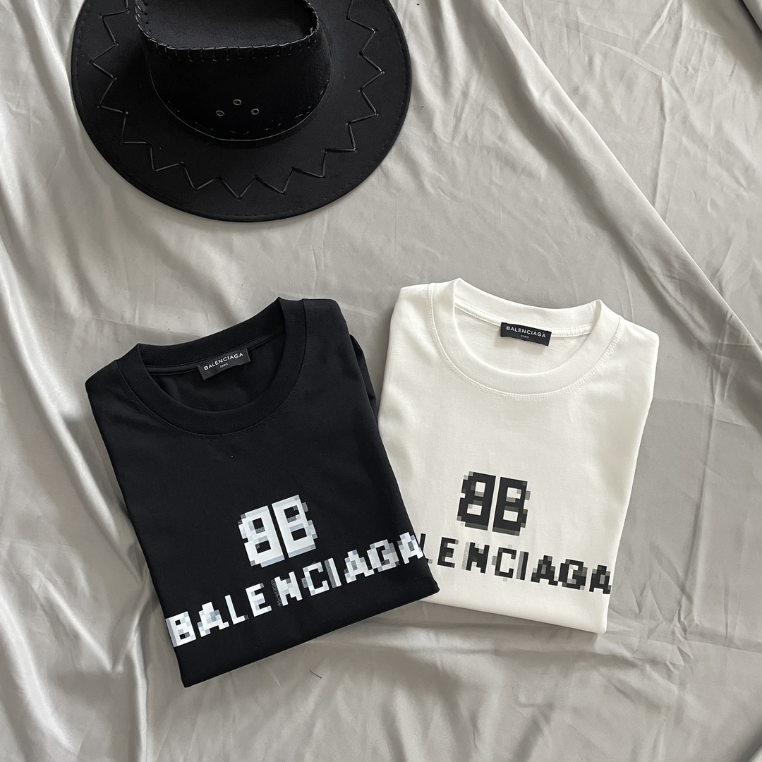 【BALENCIAGA】(バレンシアガ )半袖 男女兼用半袖Tシャツ - 画像 (3)