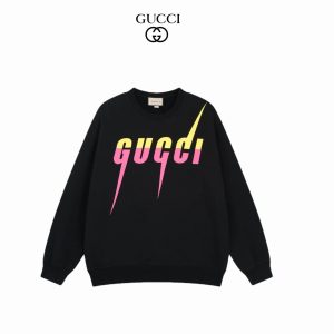 【 Gucci 旗艦店】ご好評に付き再入荷!!
