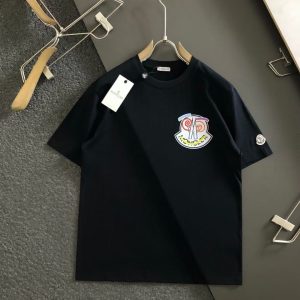 【Moncler 】(モンクレール)男女兼用、ご好評に付き再入荷!半袖Tシャツ
