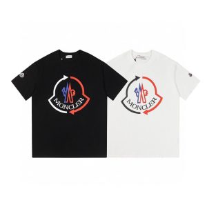 【Moncler 】(モンクレール)男女兼用、ご好評に付き再入荷!半袖Tシャツ