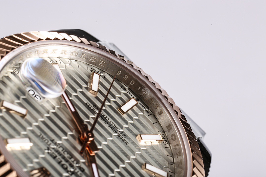 NEW 2025 ロレックス(スイスの腕時計ブランド)Rolex Land-Dweller 40mm機械式時計 - 画像 (8)