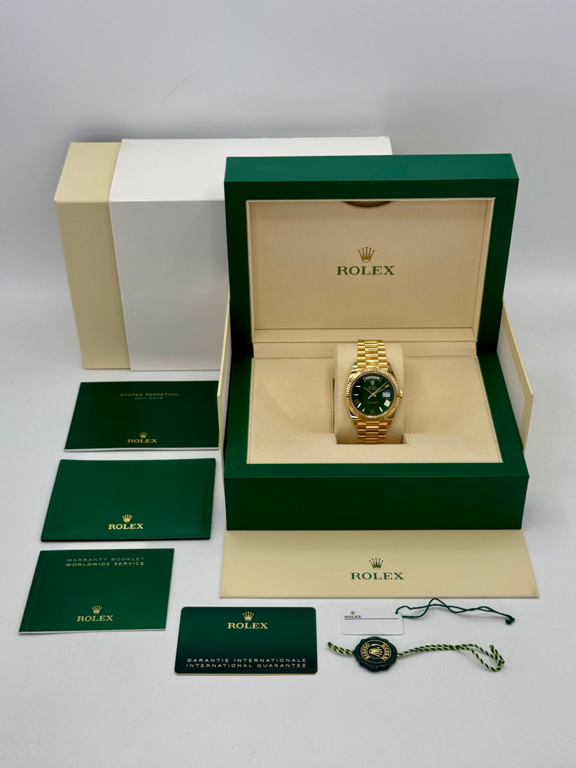2023 ロレックス デイデイト 40mm 228238 プレジデンシャル グリーンダイヤルRolex - 画像 (7)