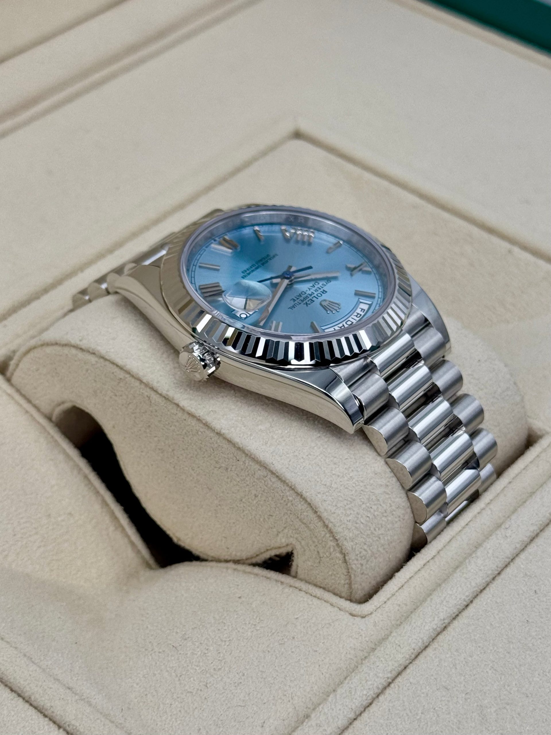 NEW 2024 ロレックス デイデイト プラチナ 40mm 228236 アイスブルーローマンダイヤルRolex - 画像 (9)