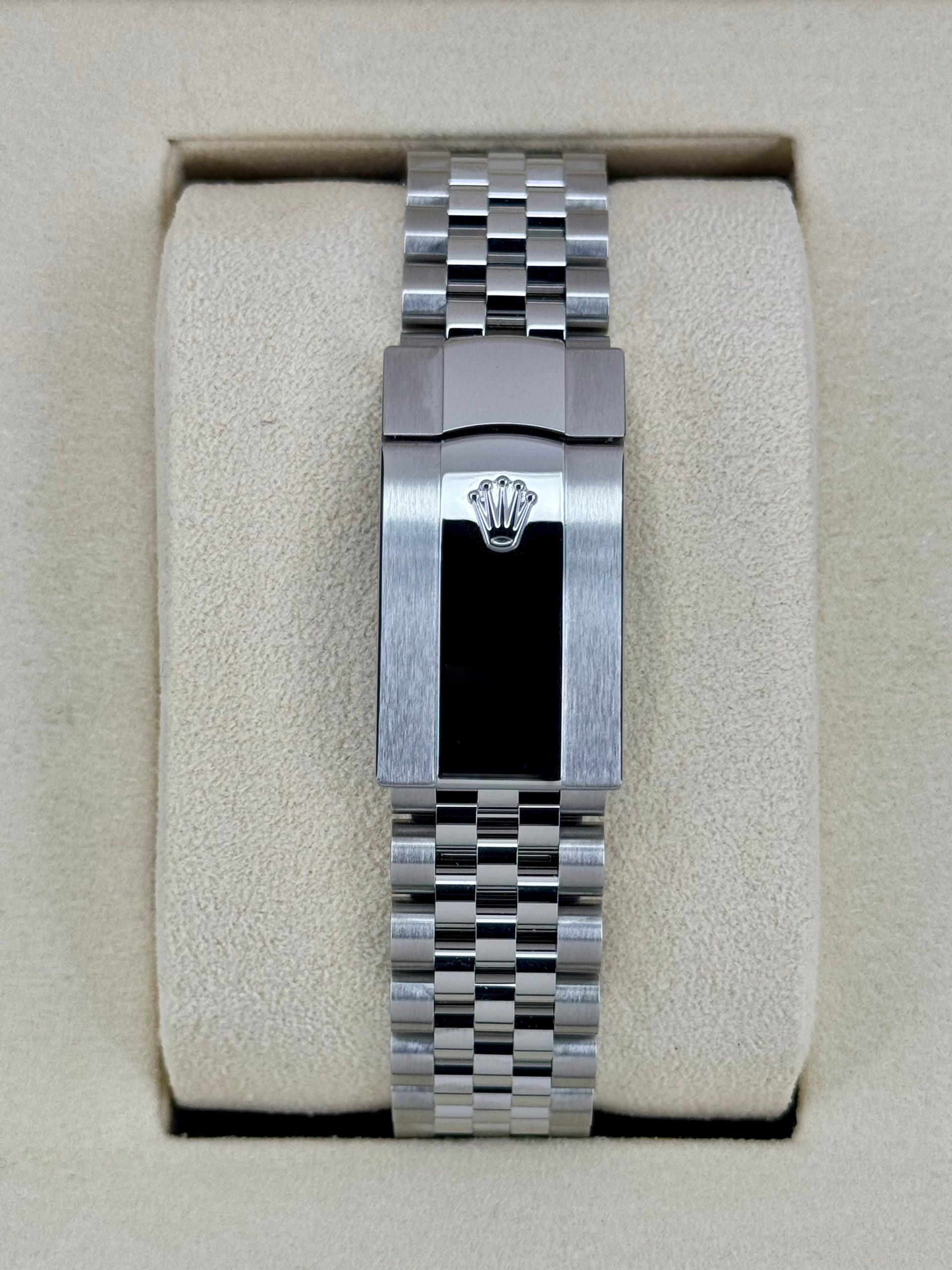 NEW 2025ロレックスデイトジャスト41ミリメートル126334ステンレススチールジュビリーブルーダイヤモンドダイヤルRolex - 画像 (2)
