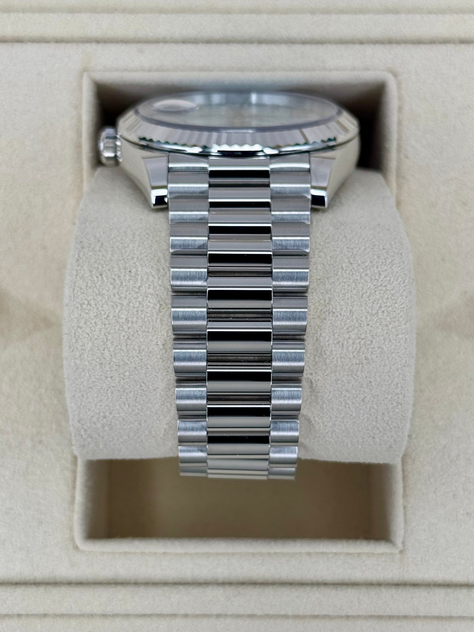 NEW 2024 ロレックス デイデイト プラチナ 40mm 228236 アイスブルーローマンダイヤルRolex - 画像 (5)