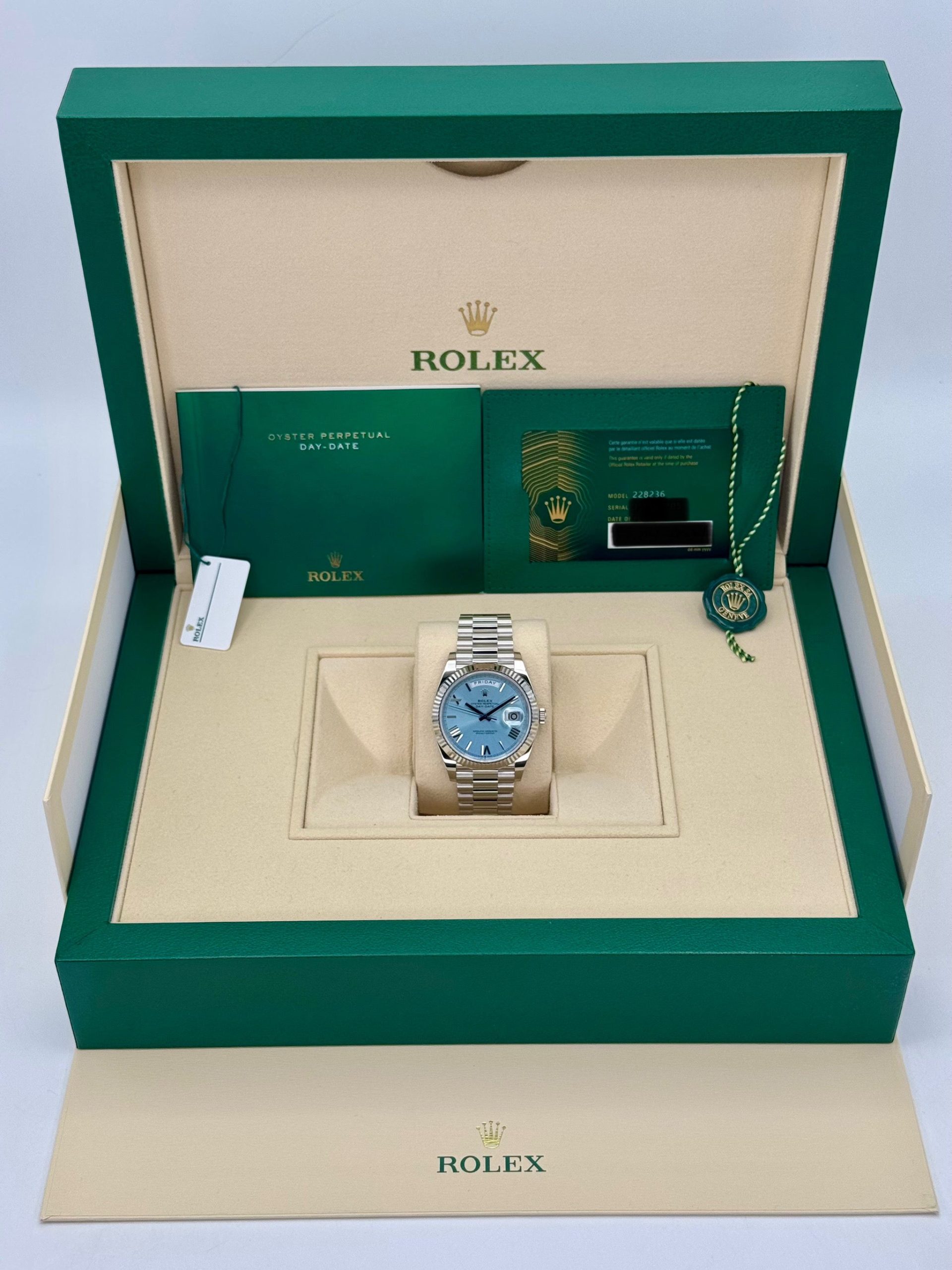 NEW 2024 ロレックス デイデイト プラチナ 40mm 228236 アイスブルーローマンダイヤルRolex - 画像 (10)